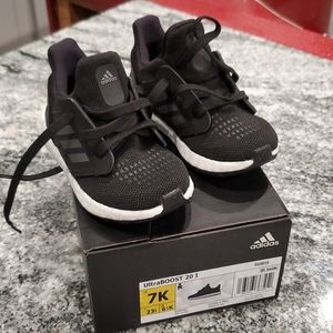 toddler Adidas tennis shoes, never worn